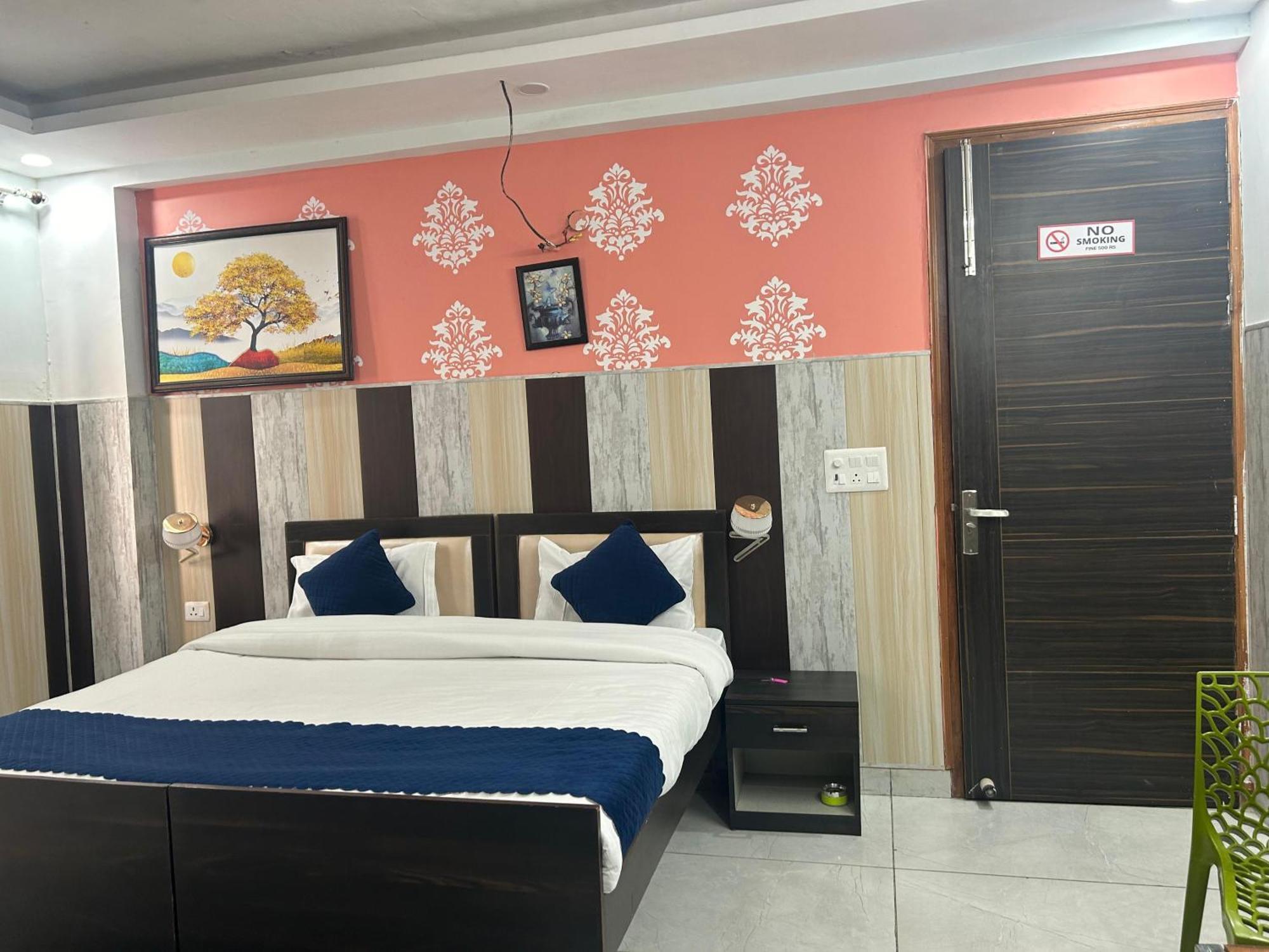 Tanvi Premium Residency-Close To Artemis, Medanta & Fortis Gurgaon Exteriör bild